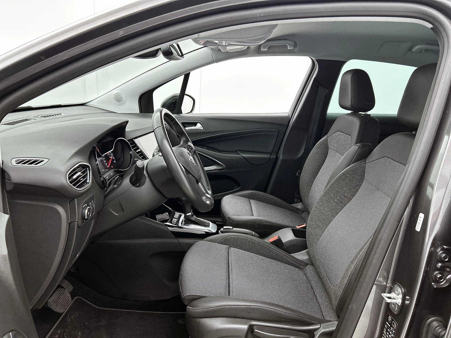 Opel-Crossland-image-30