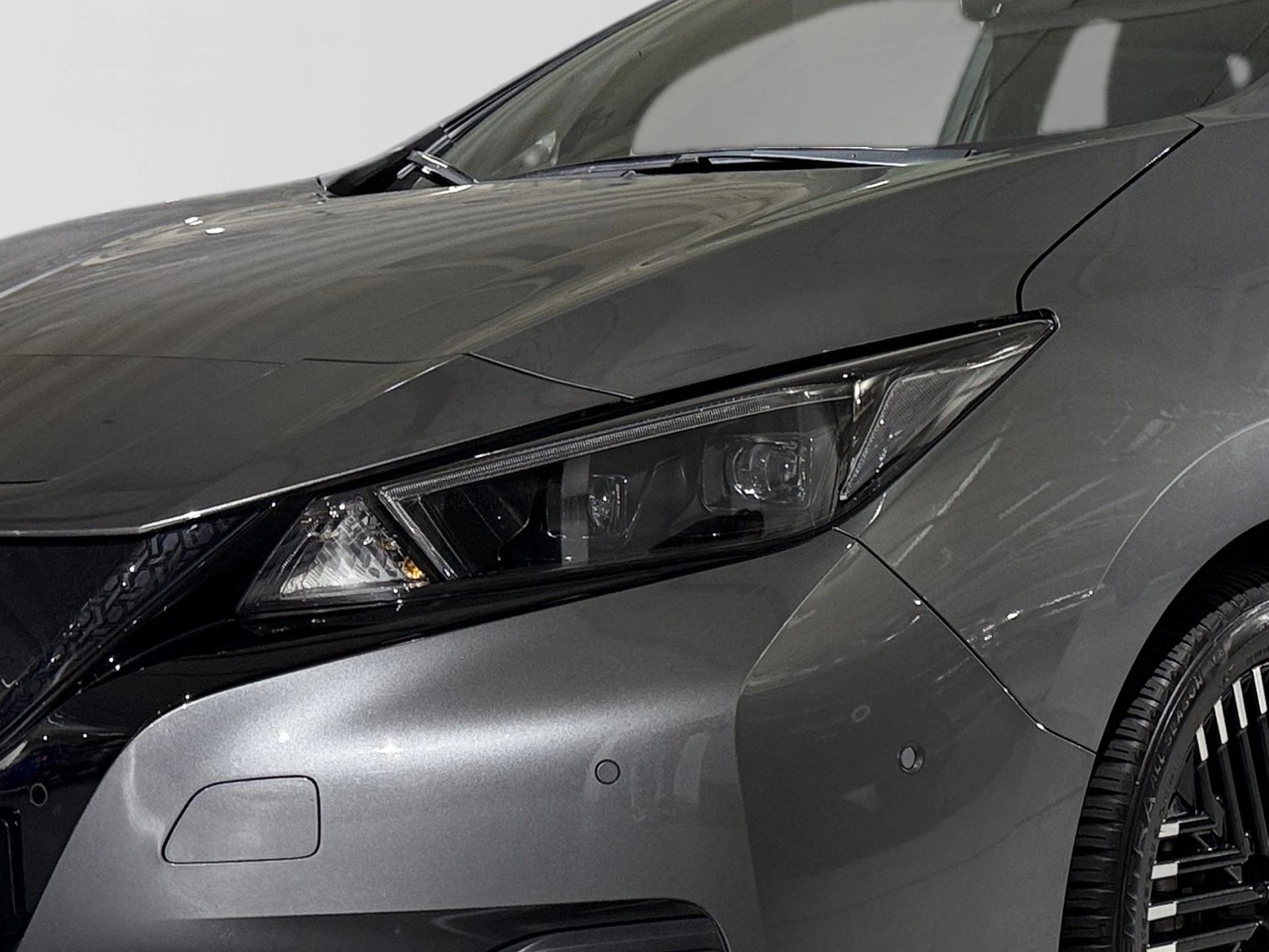 Nissan-Leaf-image-20