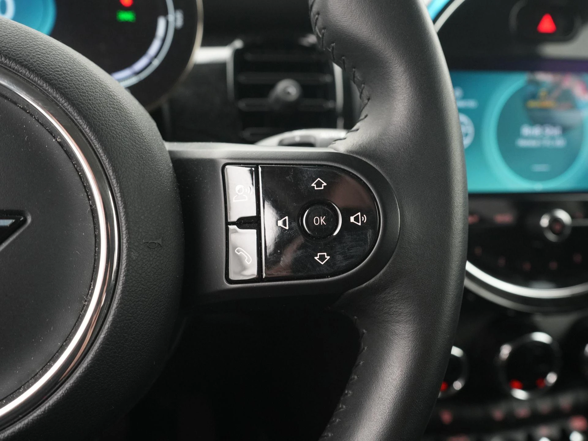 MINI-Electric-image-23