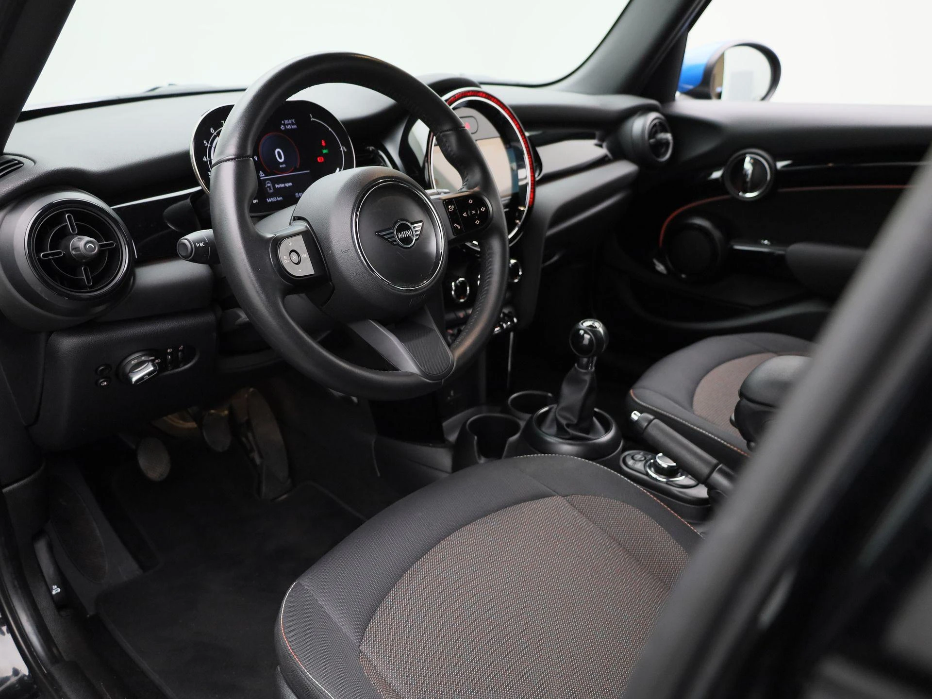 MINI-Cooper-image-16