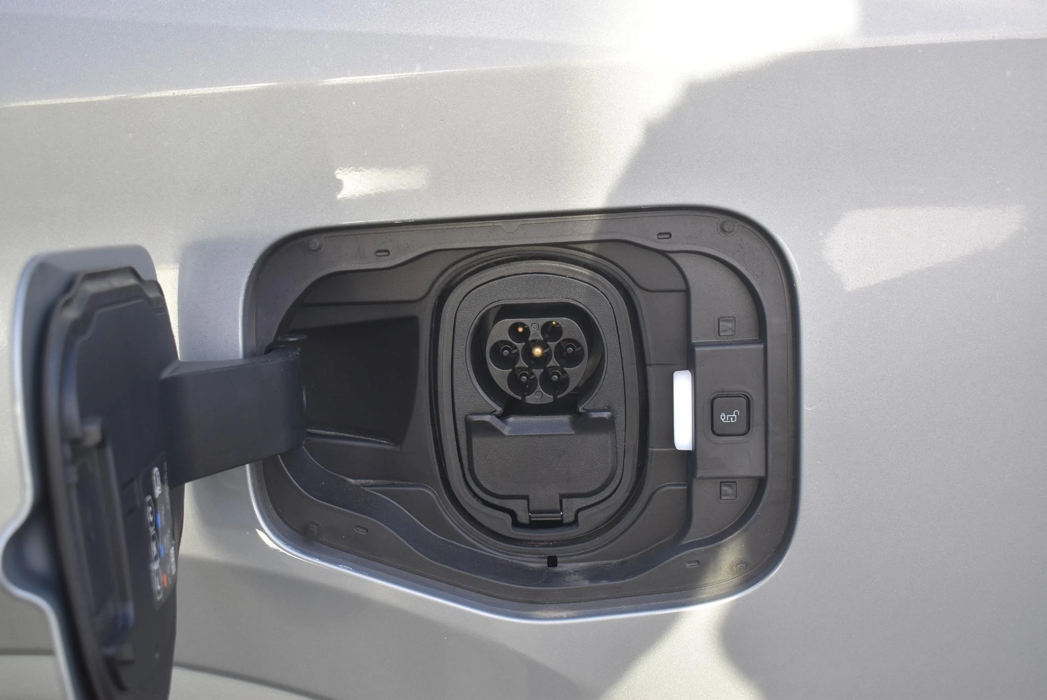 Ford-E-Transit Courier-image-15