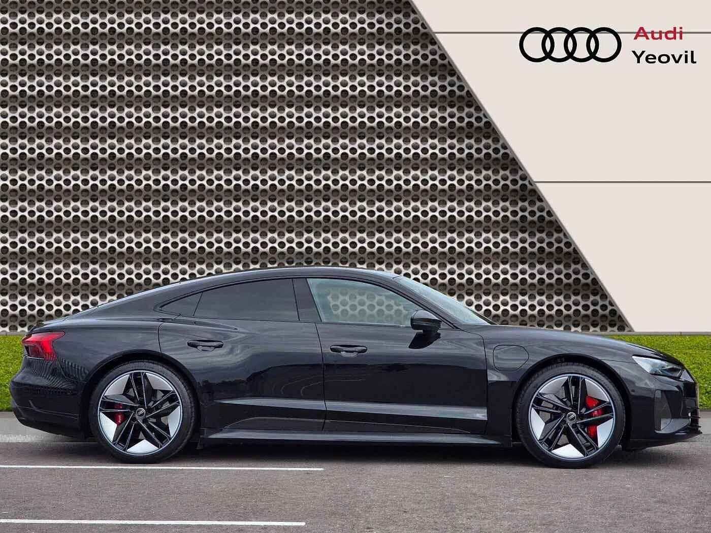 Audi-e-tron GT-image-3