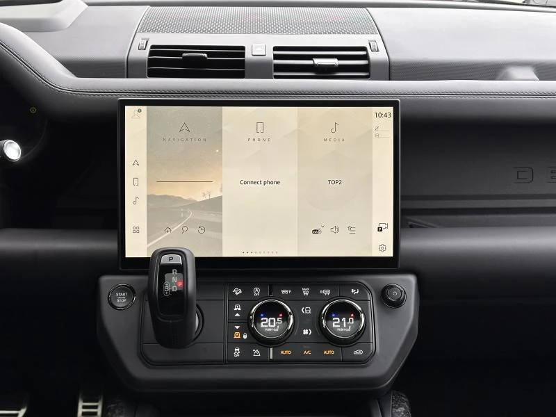 Land Rover Defender 110 P635 OCTA Black Edition AWD Auto. 26MY