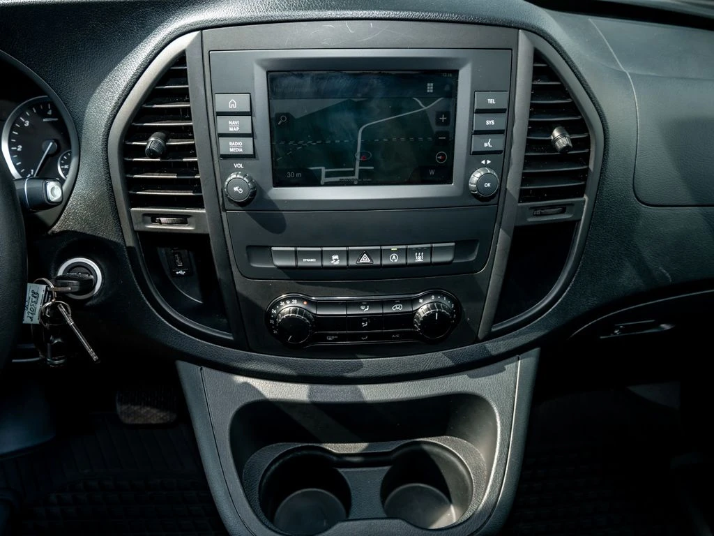 Mercedes-Benz-Vito 114-image-10