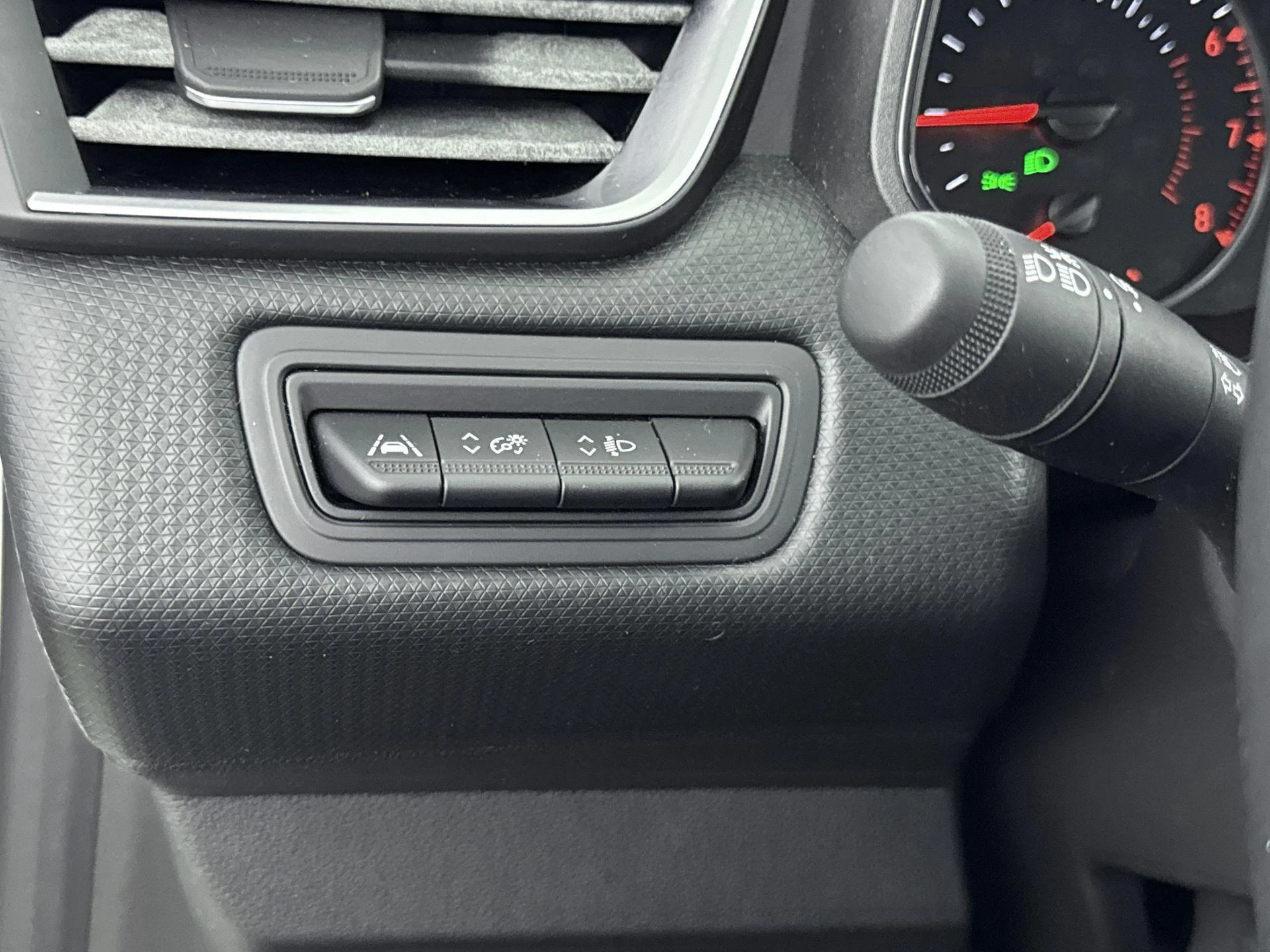 Renault-Clio-image-14