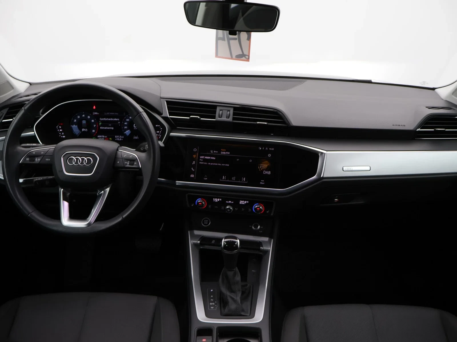 Audi-Q3-image-10