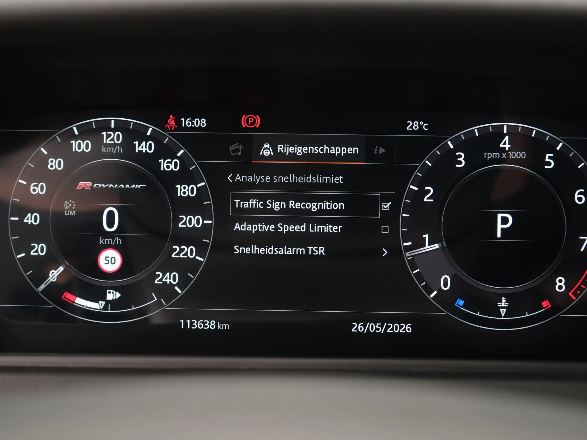 Land Rover-Range Rover Velar-image-26