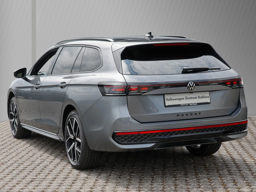 Volkswagen Passat R-Line 1,5 l eHybrid 177 PS / 85 KW 6-Gang DSG