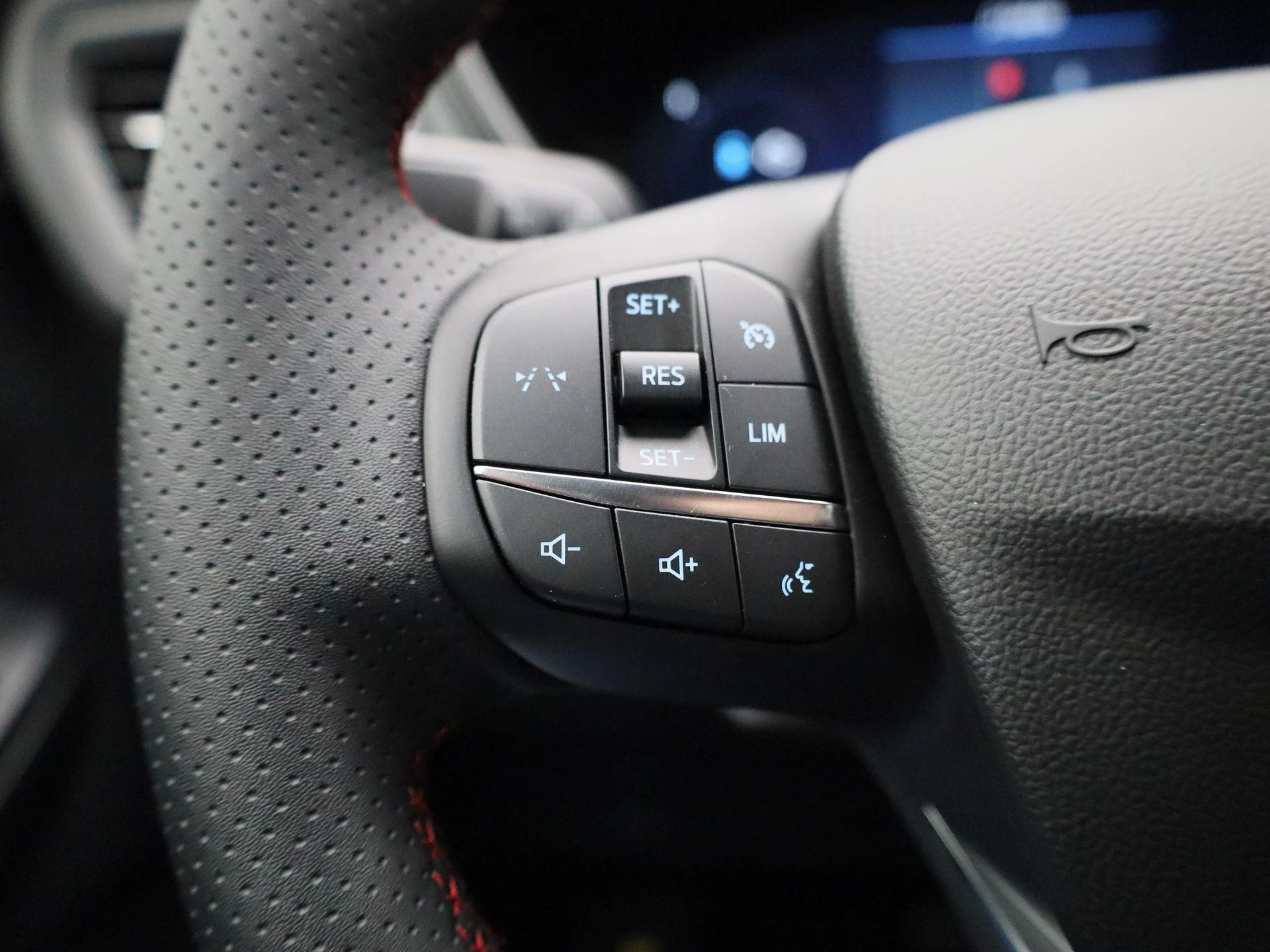 Ford Kuga St-line