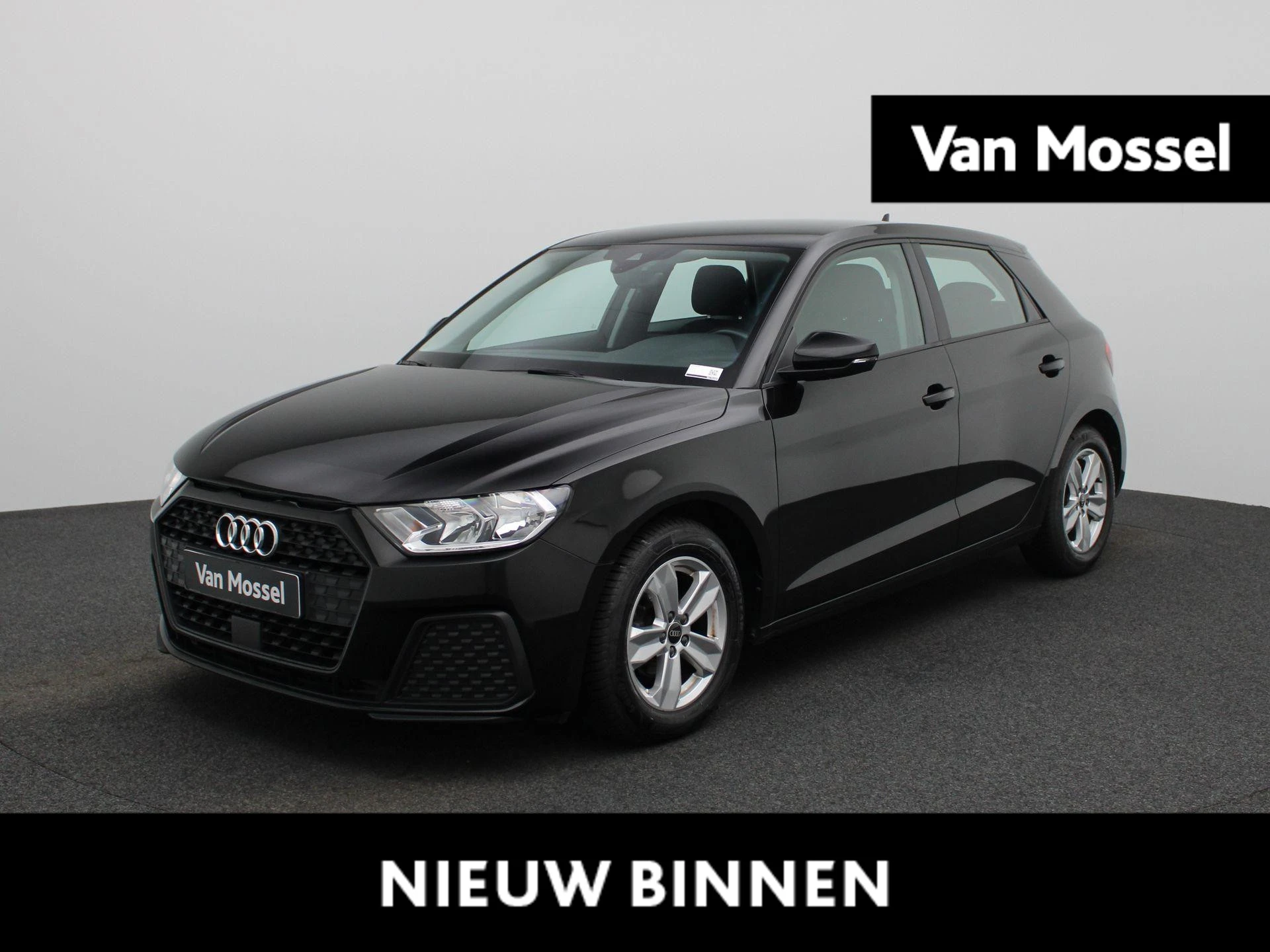 Audi-A1 Sportback-image-0
