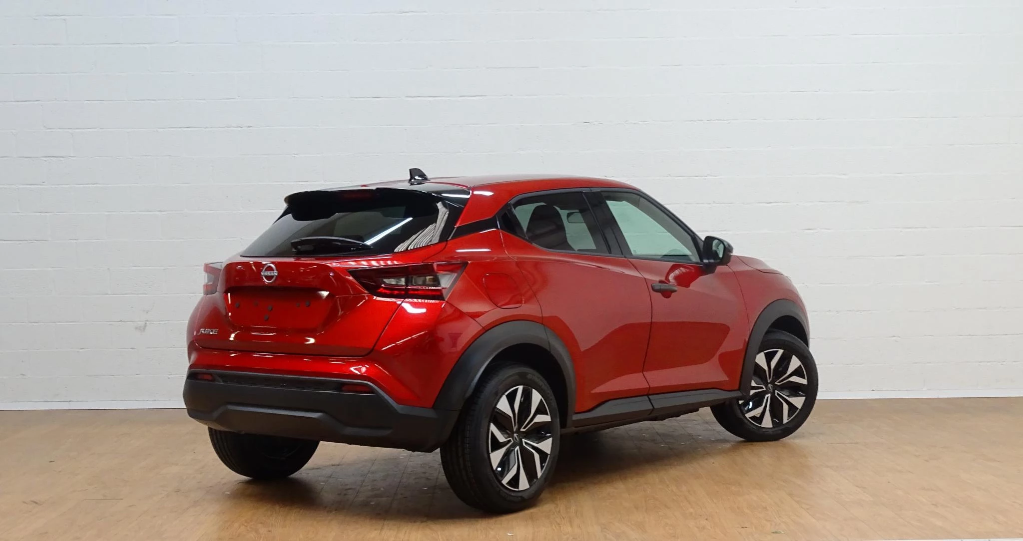 Nissan Juke 1.0 DIG-T Acenta automaat