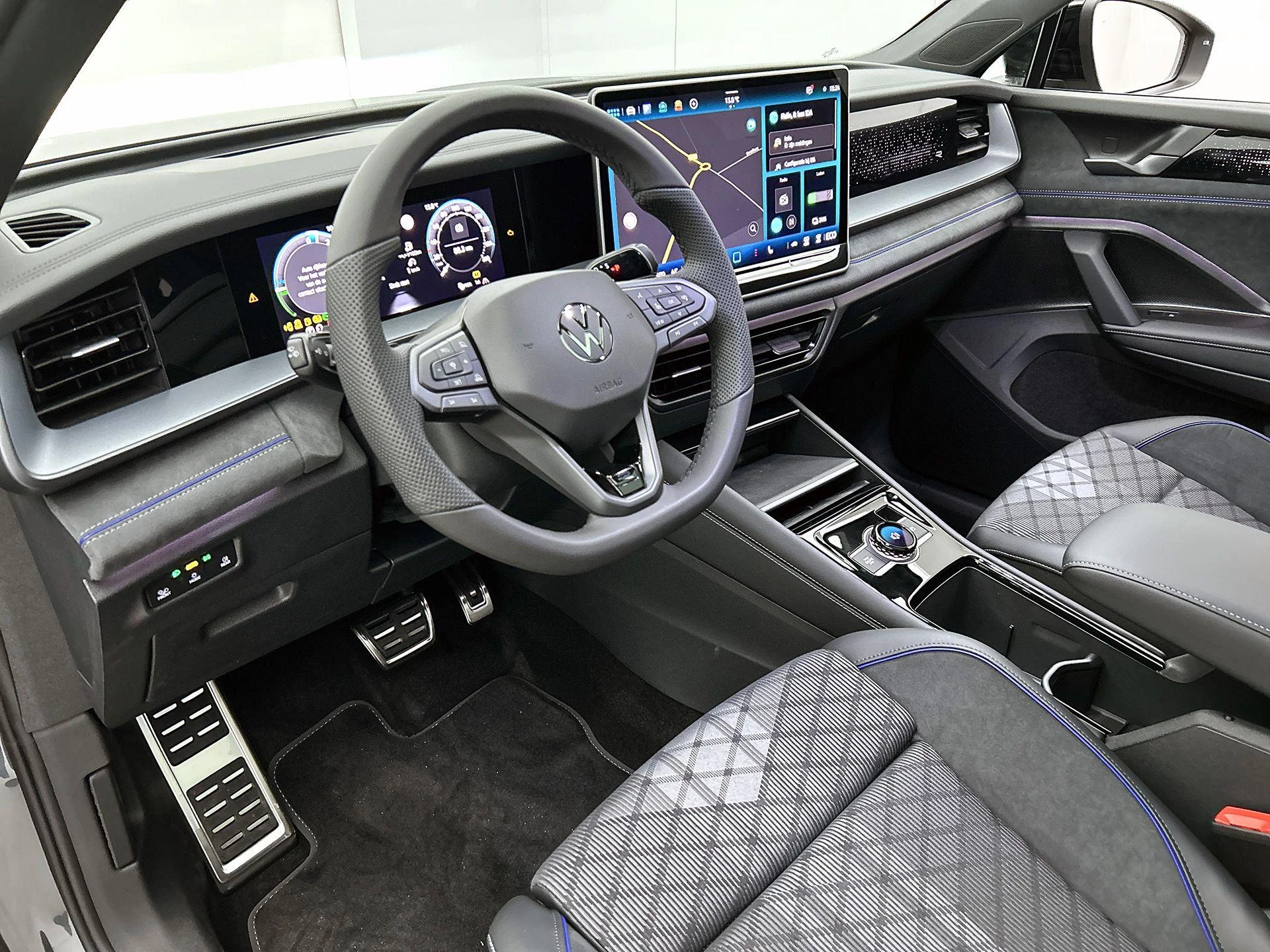 Volkswagen Tayron 1.5 eHybrid R-Line Edition
