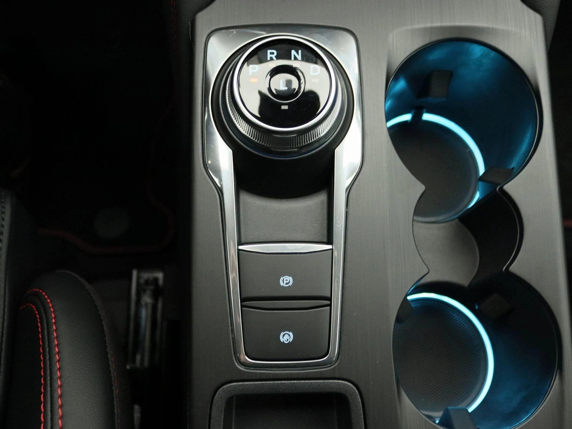 Ford-Kuga-image-18