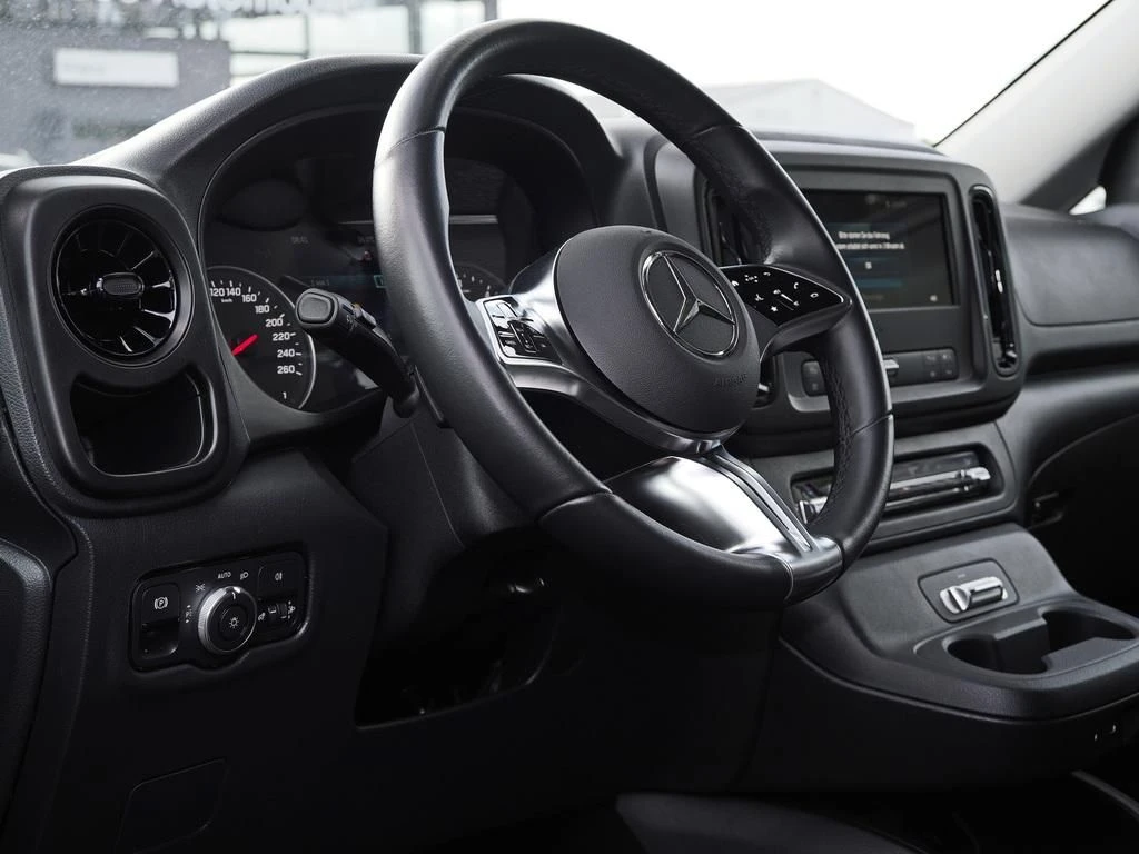 Mercedes-Benz-Vito 116-image-8