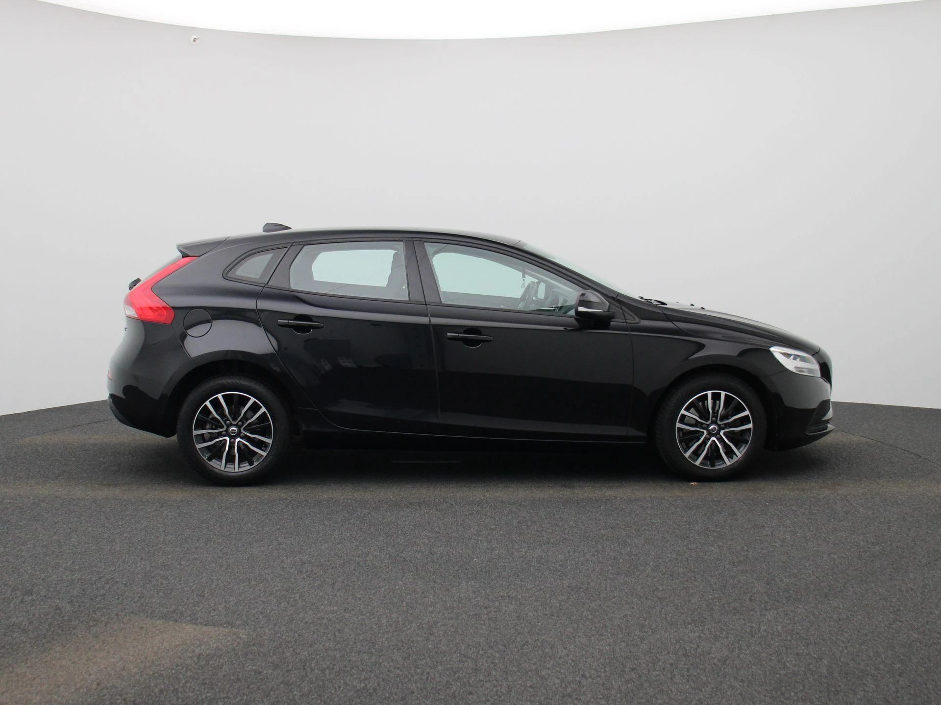 Volvo-V40-image-6