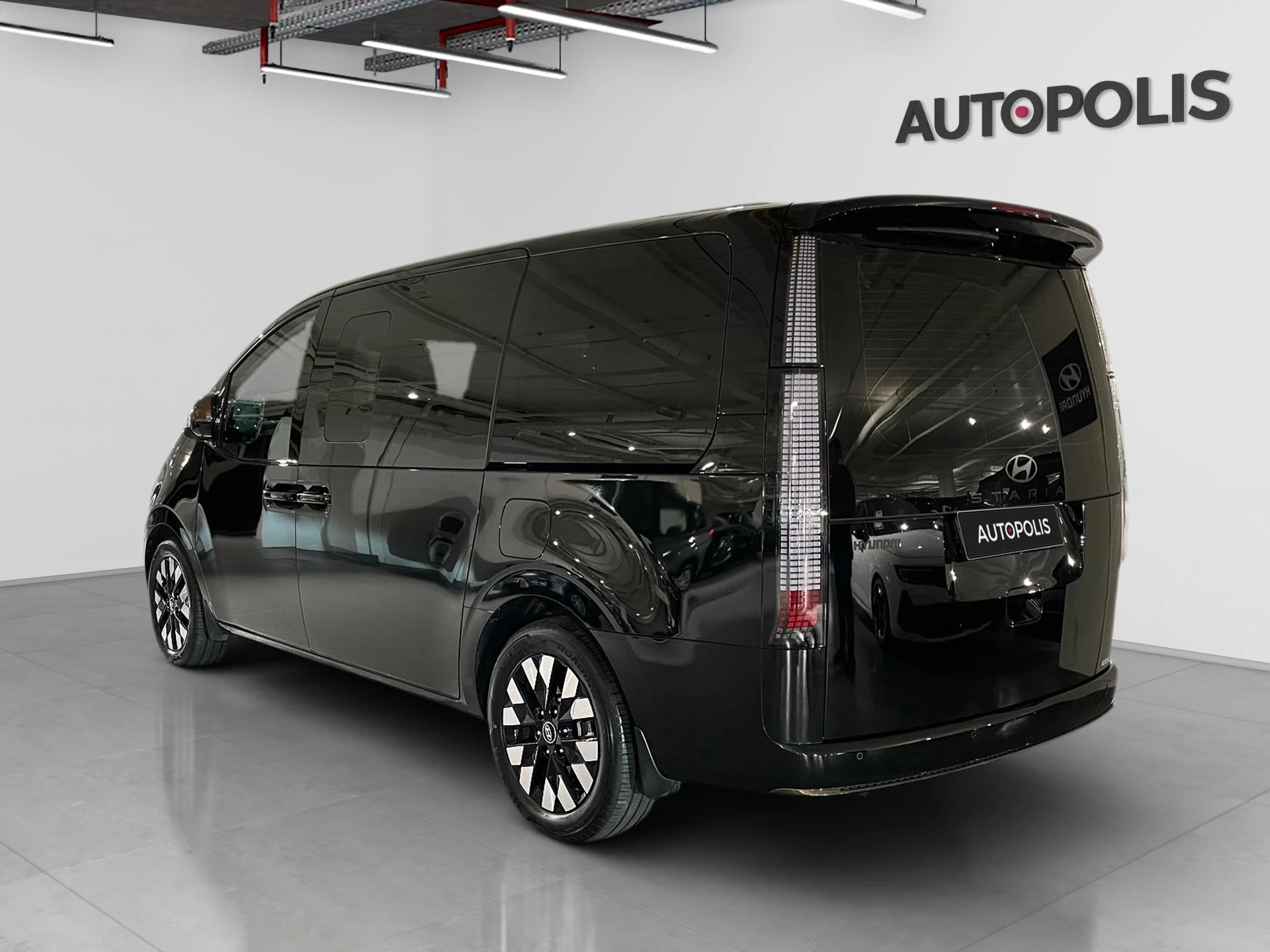 Hyundai-Staria-image-14