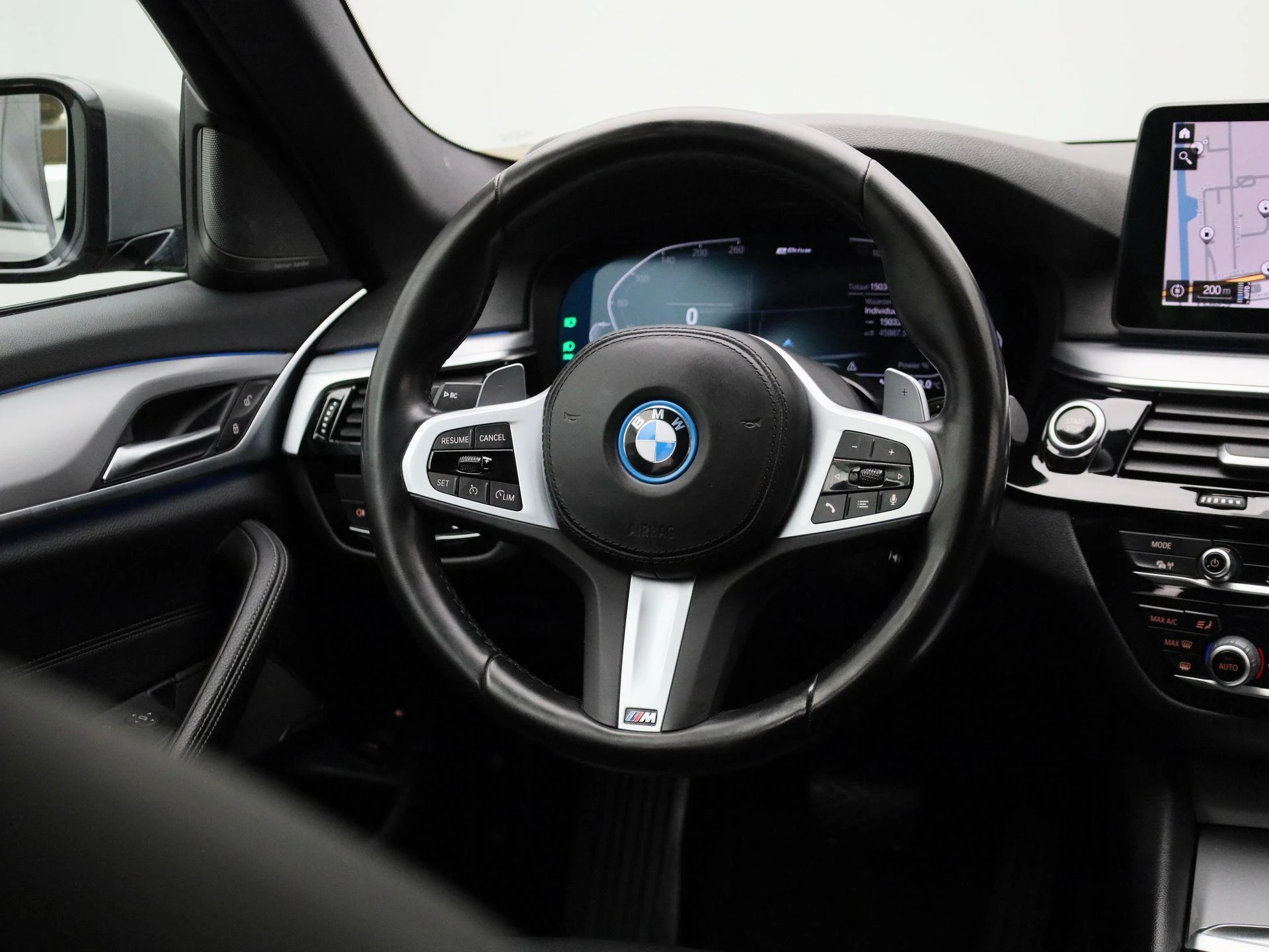 BMW-5 Serie-image-9