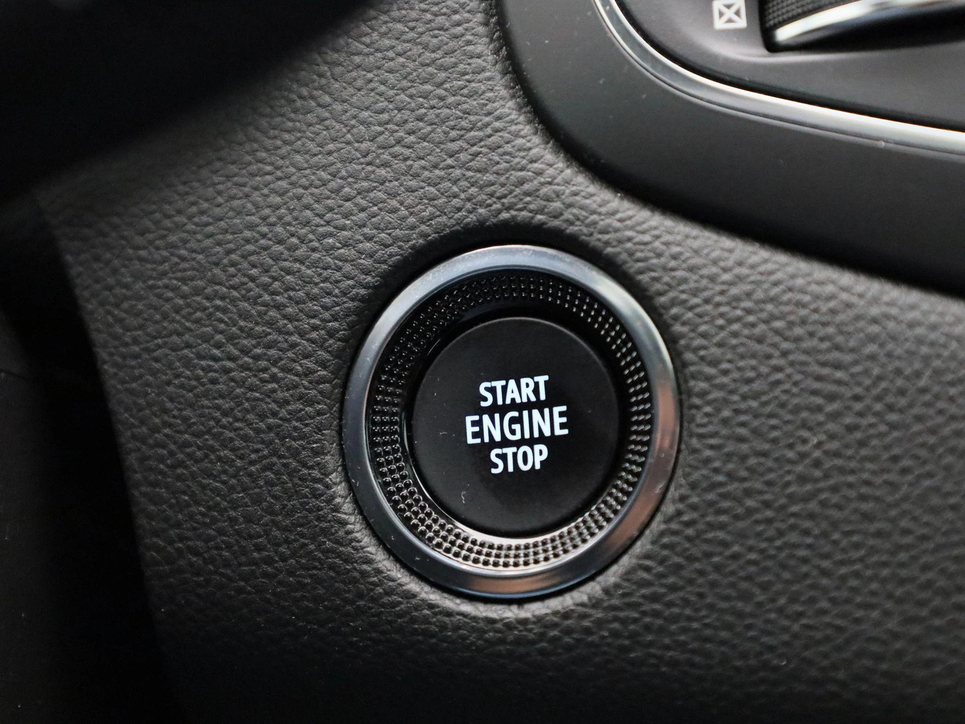 Renault-Megane E-Tech-image-22