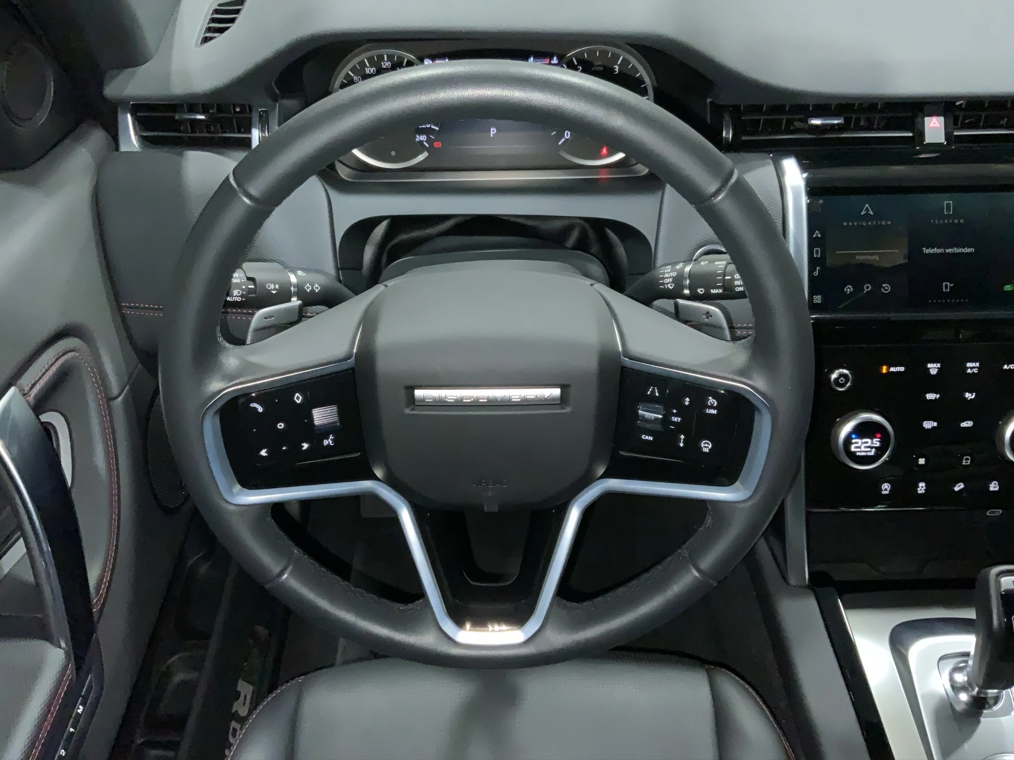 Land Rover Discovery Sport R-DYNAMIC SE D165 AWD Automatik Geländewagen. 120 kW. 5-türig