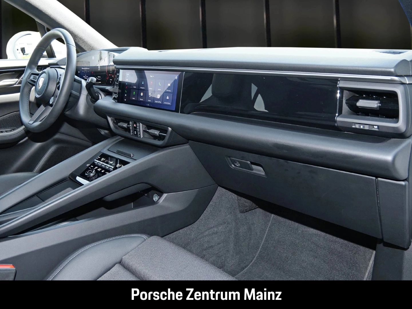 Porsche Macan 4 Luftfederung PASM 21-Zoll LED-Matrix -