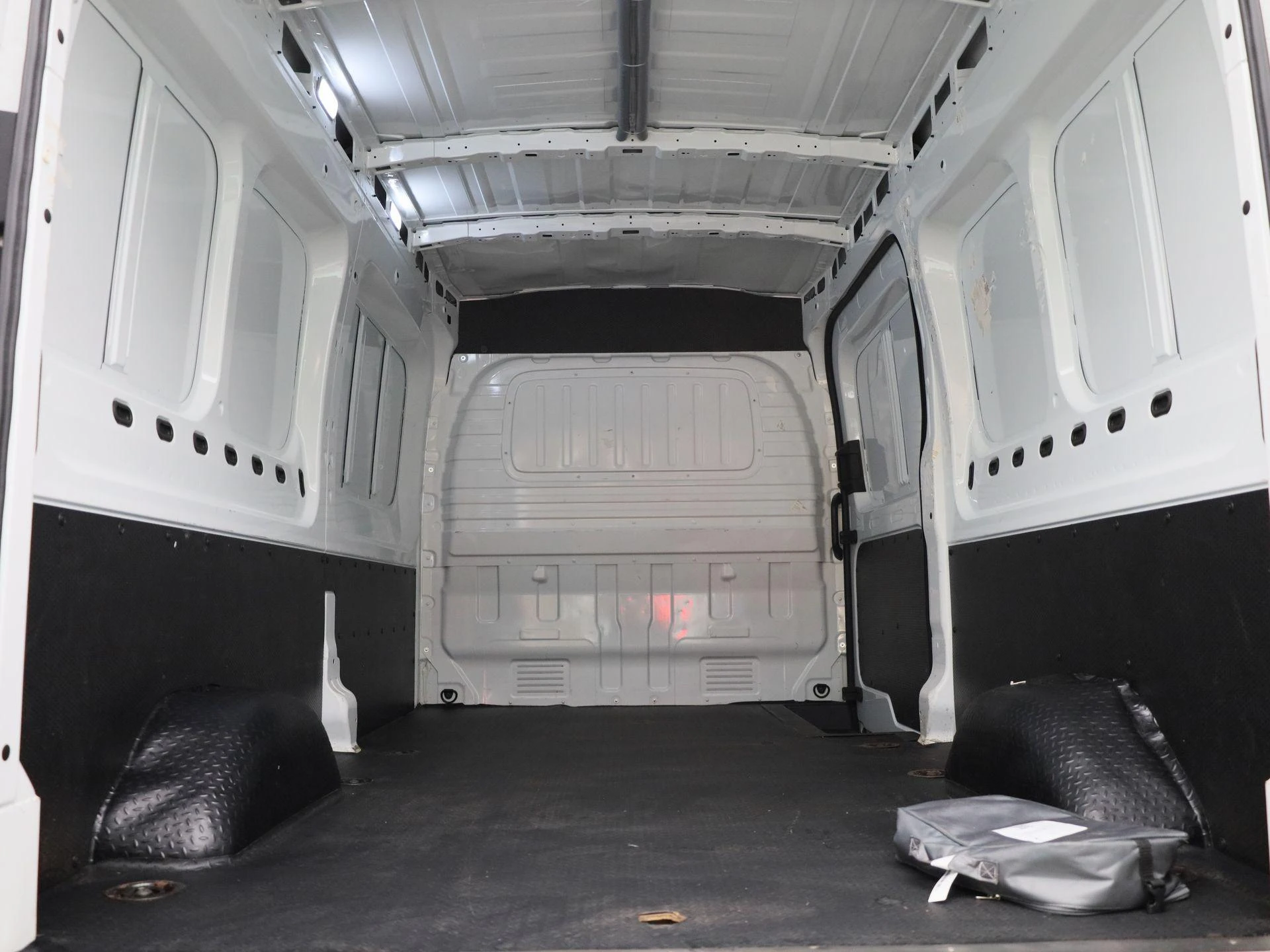 Maxus-eDeliver9-image-30