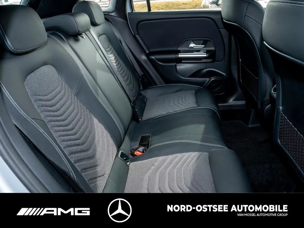 Mercedes-Benz-GLA-image-10