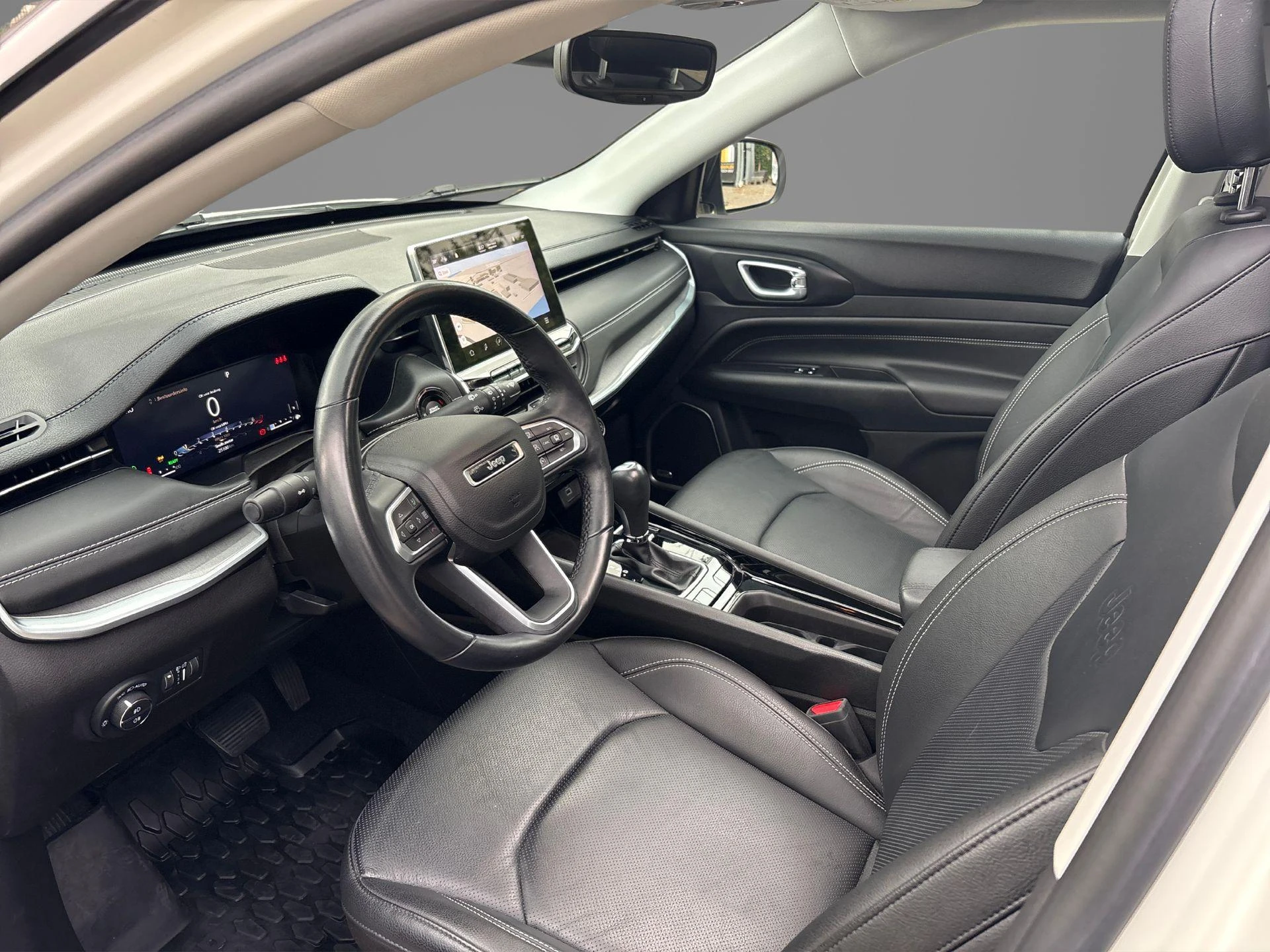 Jeep-Compass-image-1