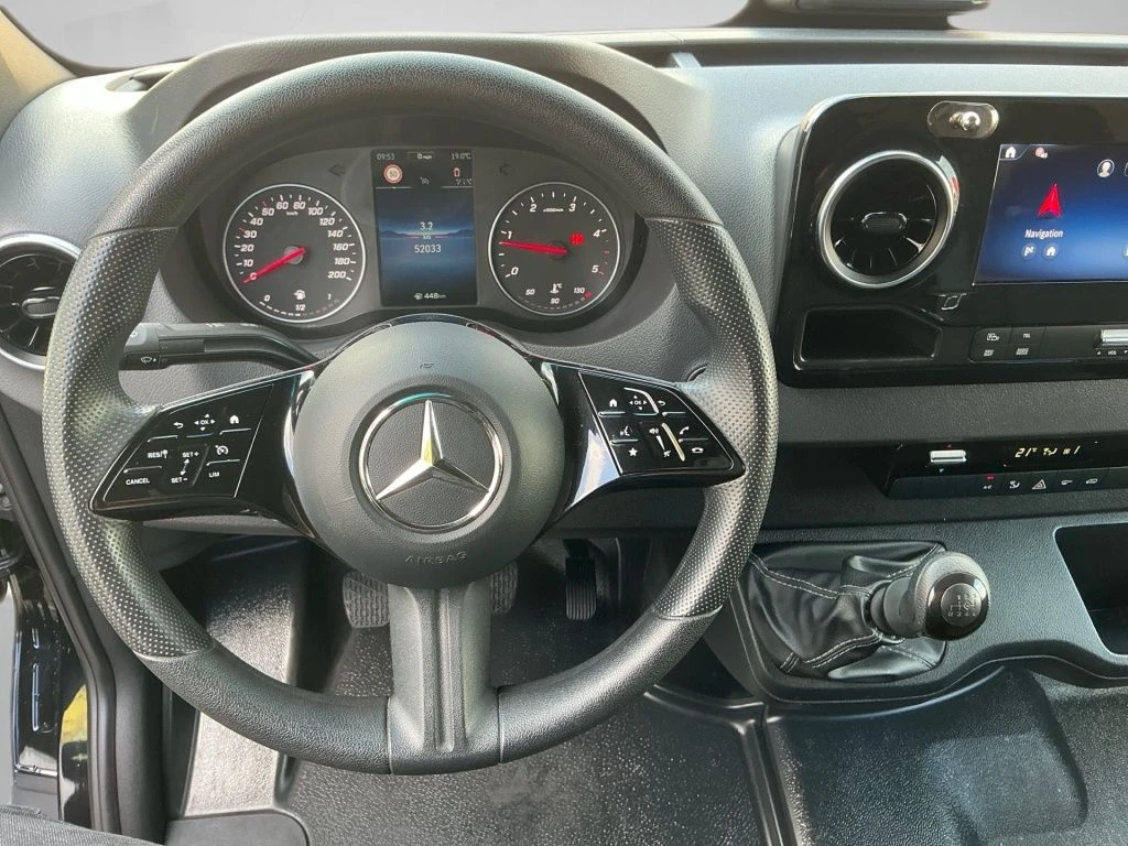 Mercedes-Benz-Sprinter 317-image-11