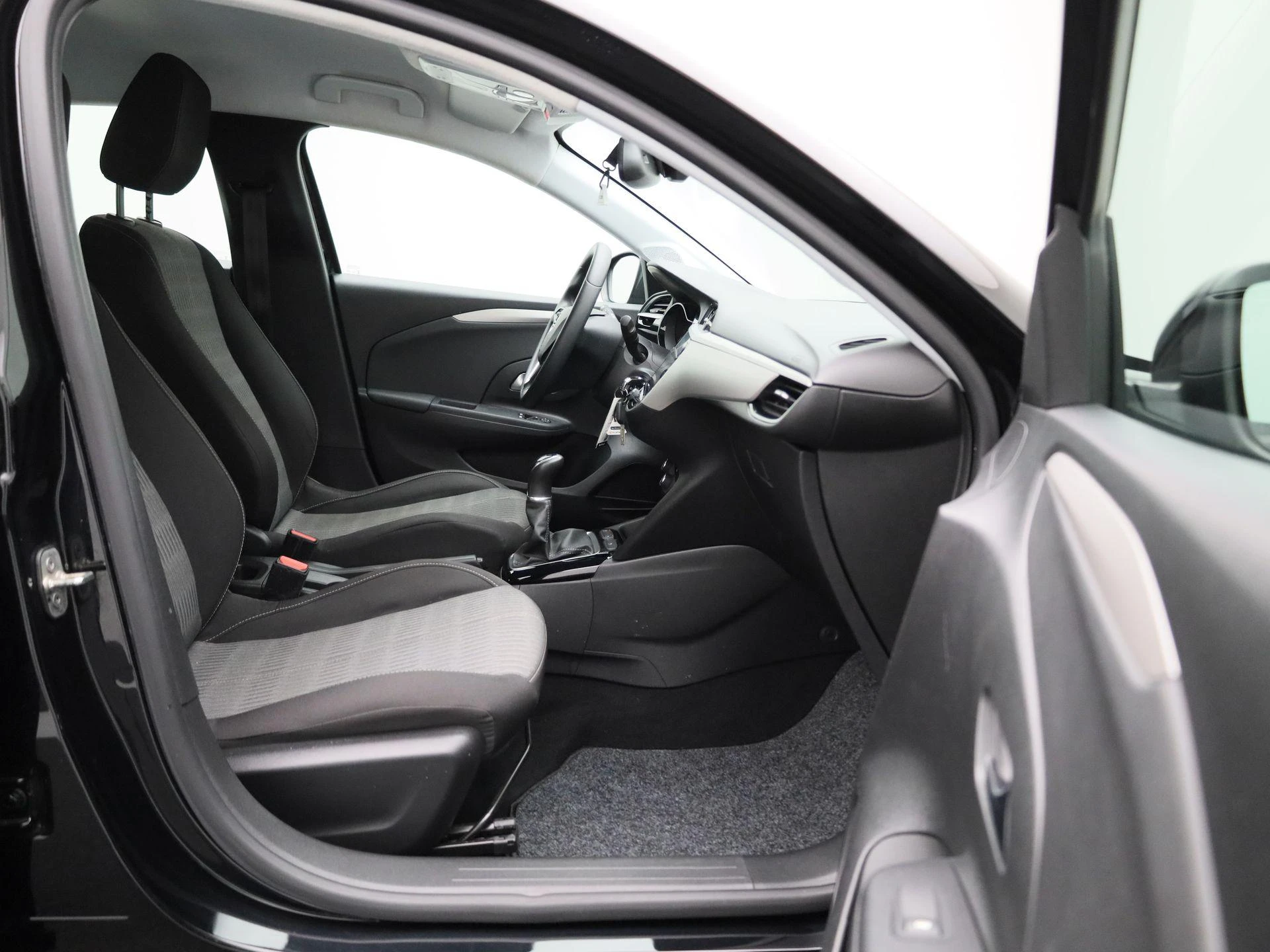 Opel-Corsa-image-29