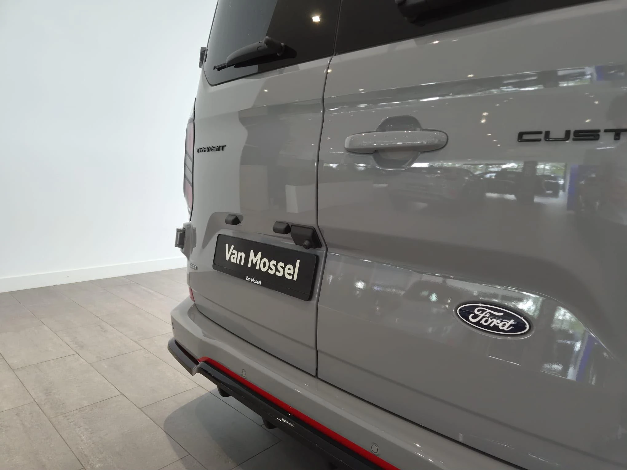Ford-Transit Custom-image-9