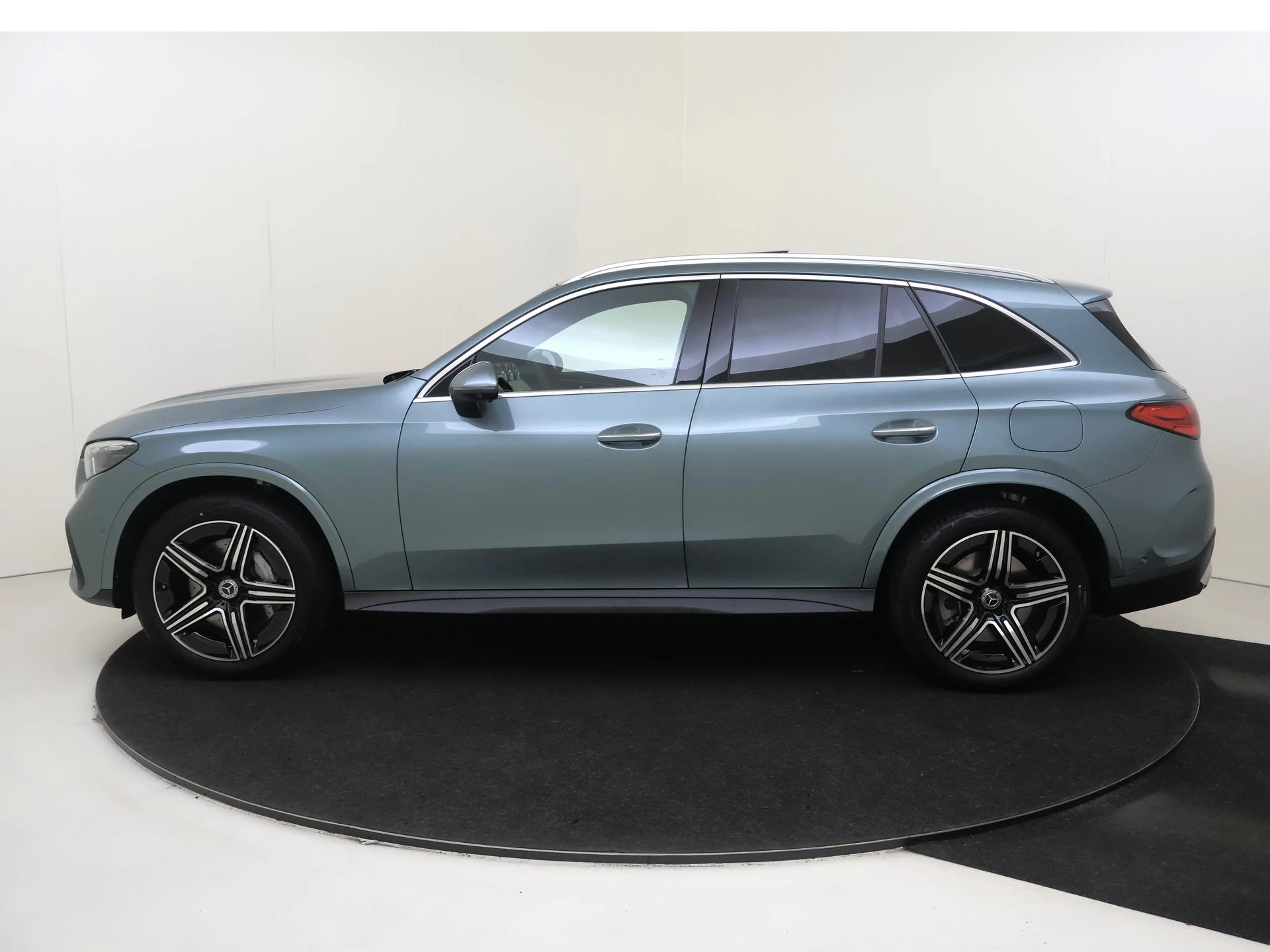 Mercedes-Benz GLC 400e 4MATIC AMG Line