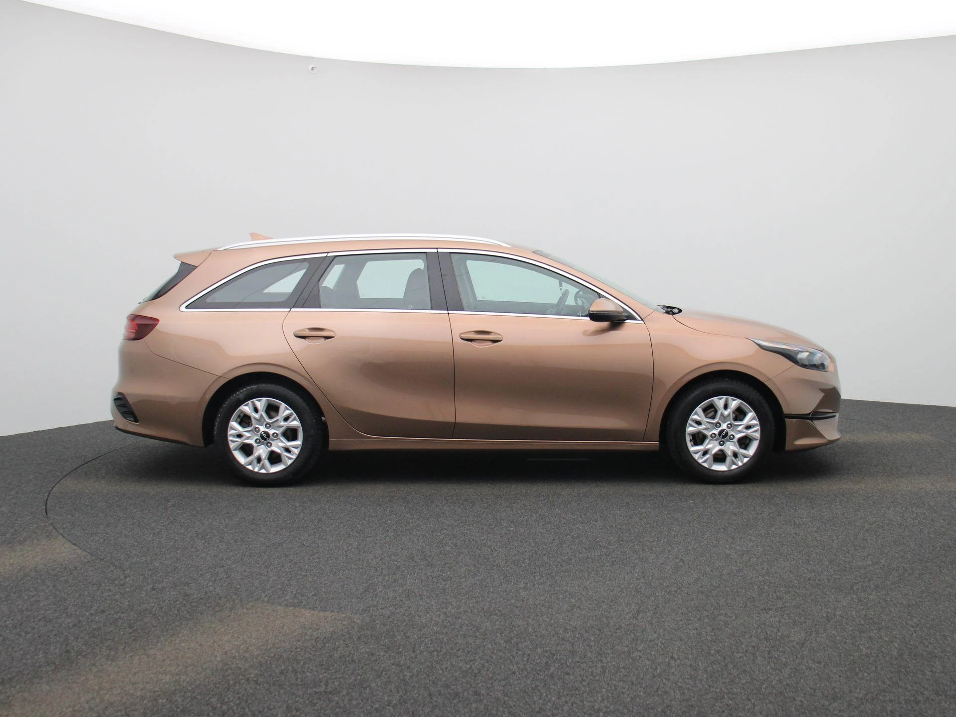 Kia-Ceed Sportswagon-image-5