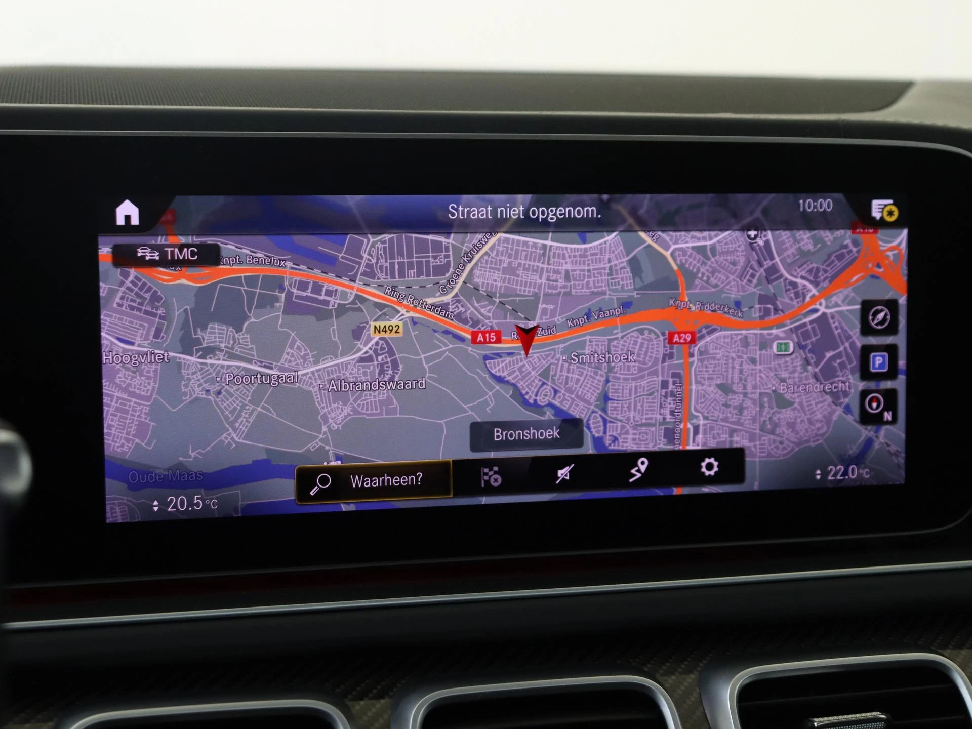 Mercedes-Benz-GLE-image-25