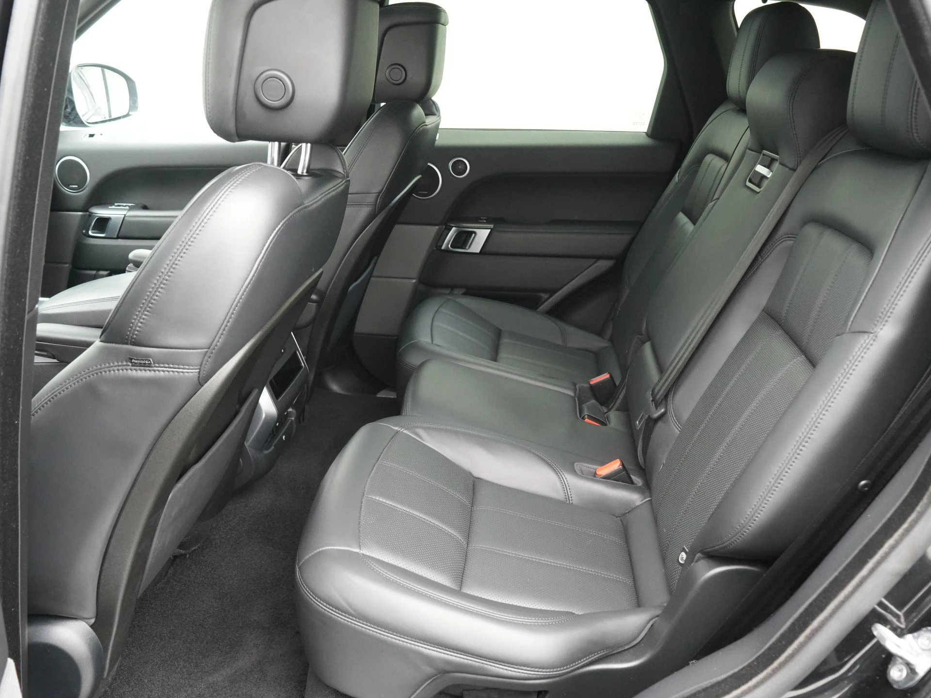 Land Rover-Range Rover Sport-image-9