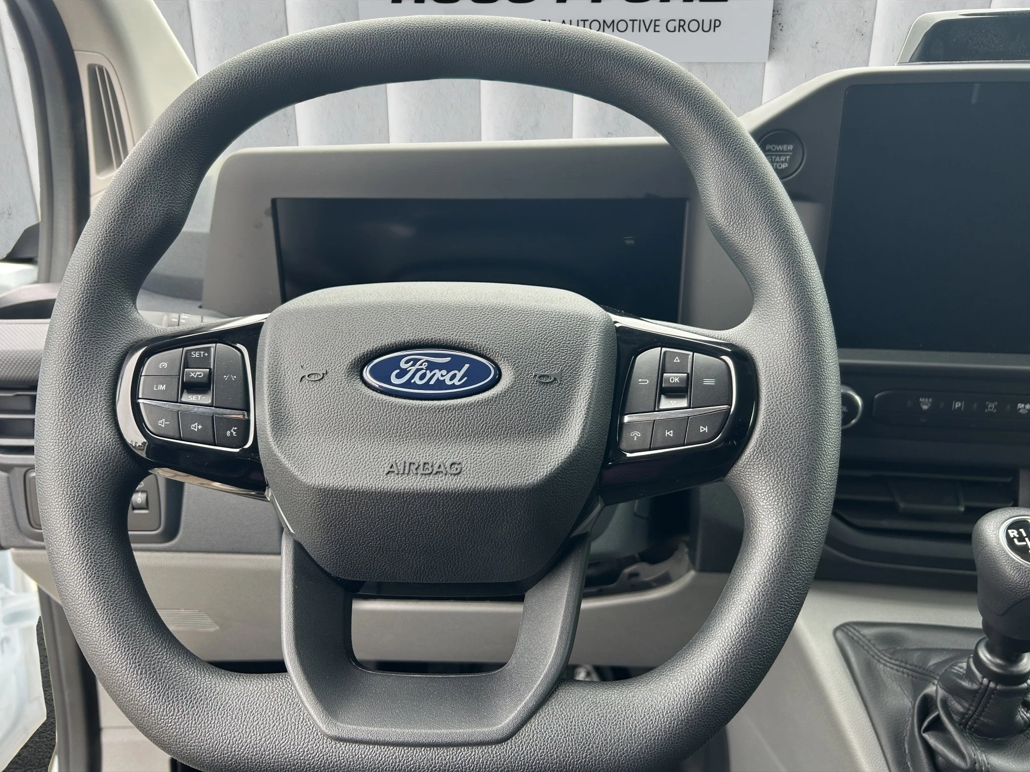 Ford-Transit Custom-image-11