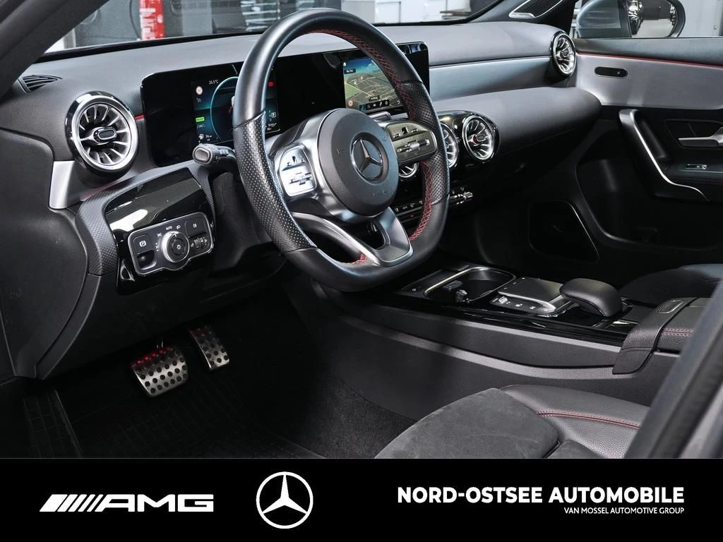 Mercedes-Benz A-Klasse 250 e AMG AHK PDC PANO BURMESTER TEMPOMAT AMG Line