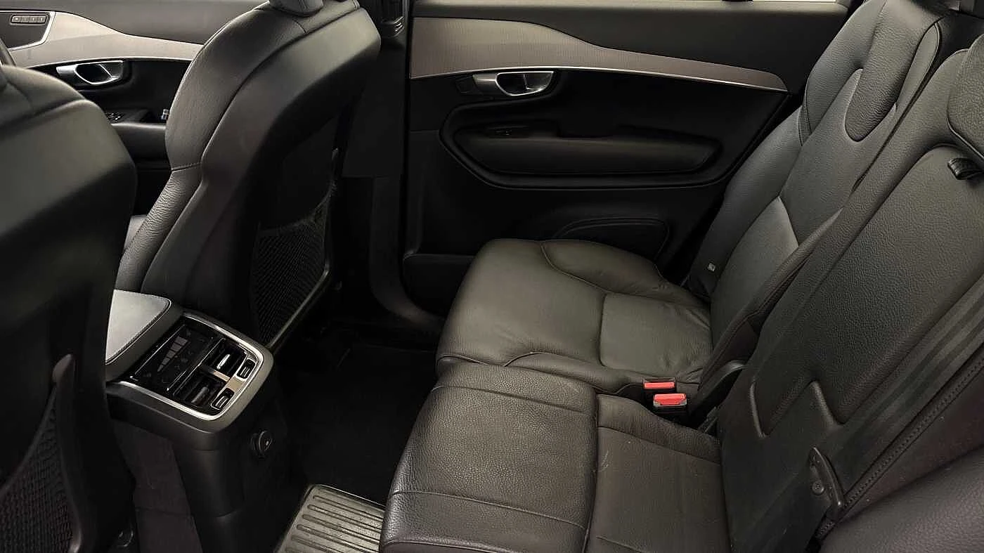 Volvo-XC90-image-12