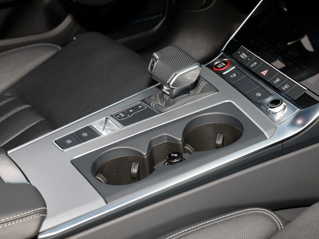 Audi-S6-image-12