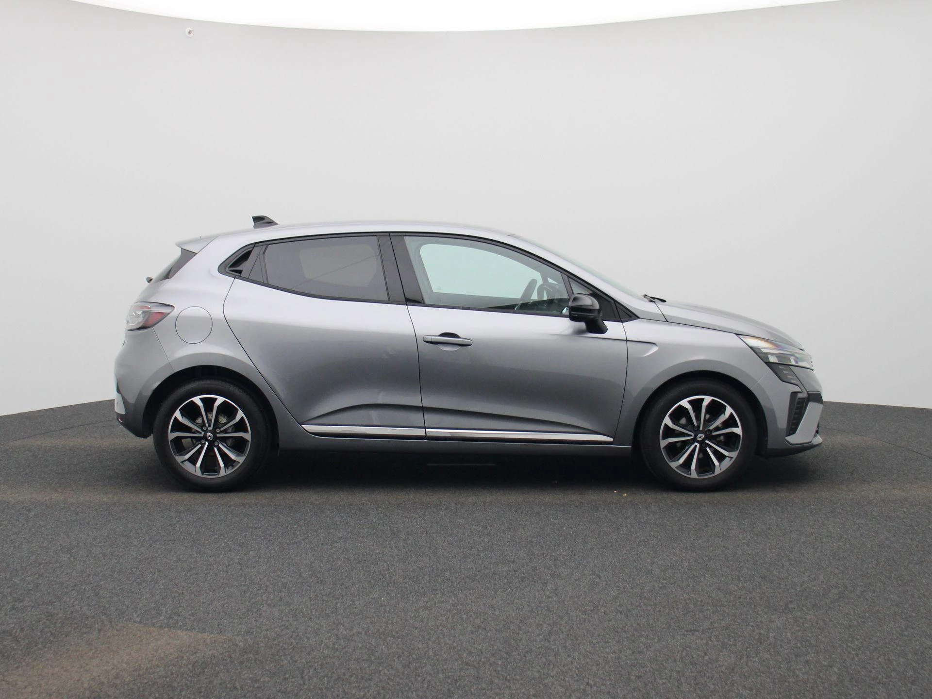 Renault-Clio-image-5