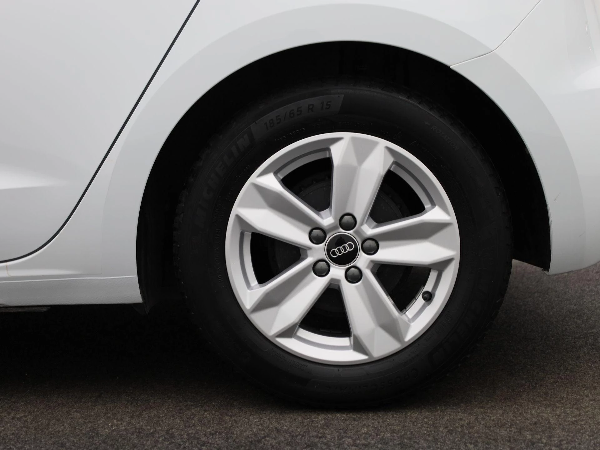 Audi-A1 Sportback-image-12