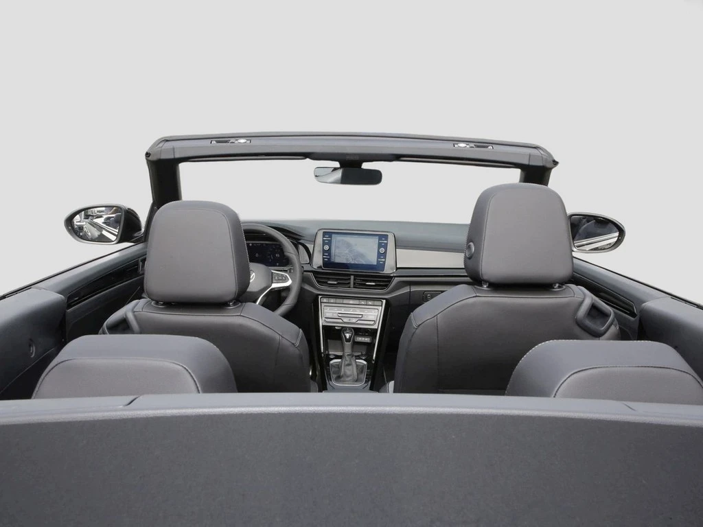 Volkswagen-T-Roc-image-12