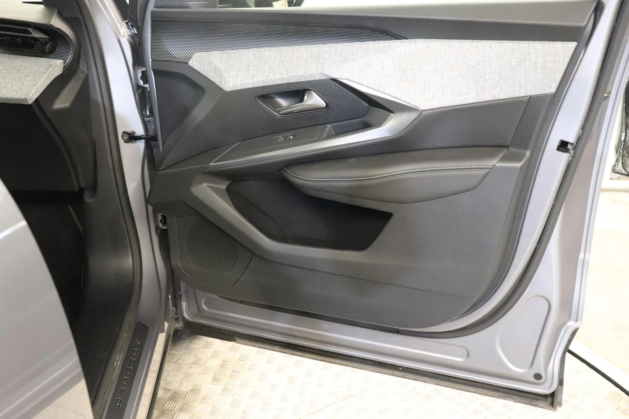 Peugeot-3008-image-6