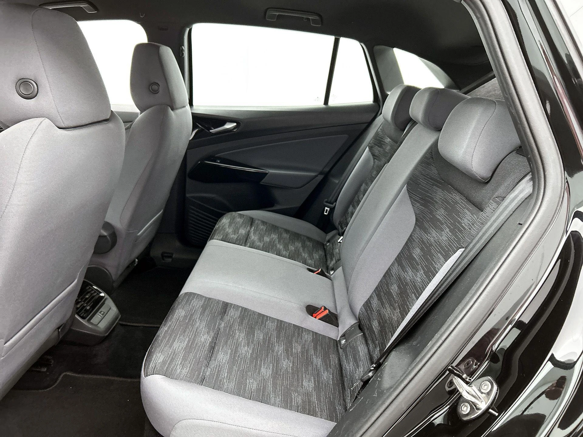 Volkswagen-ID.4-image-25