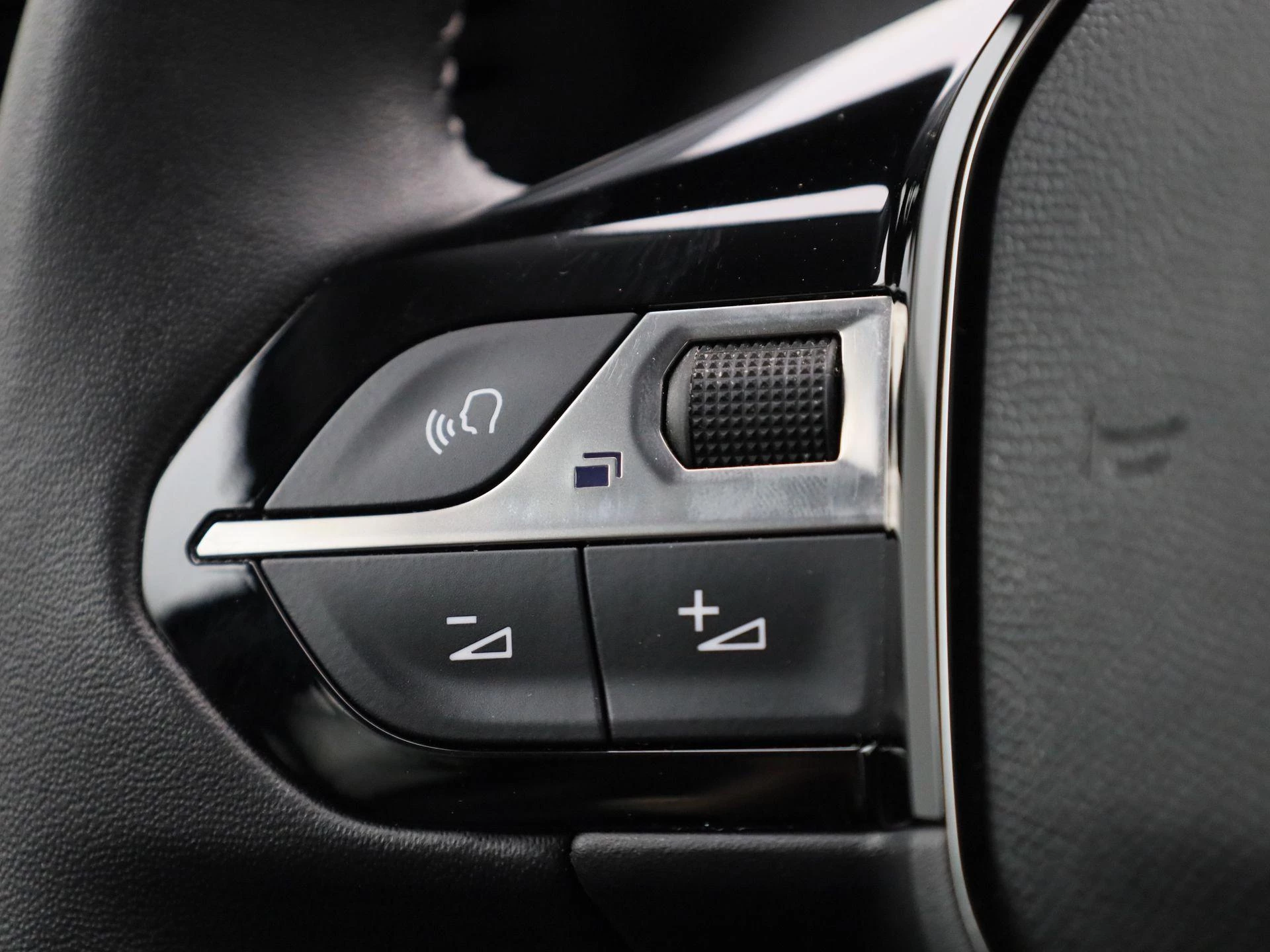 Peugeot e-208 EV Active Pack 50 kWh