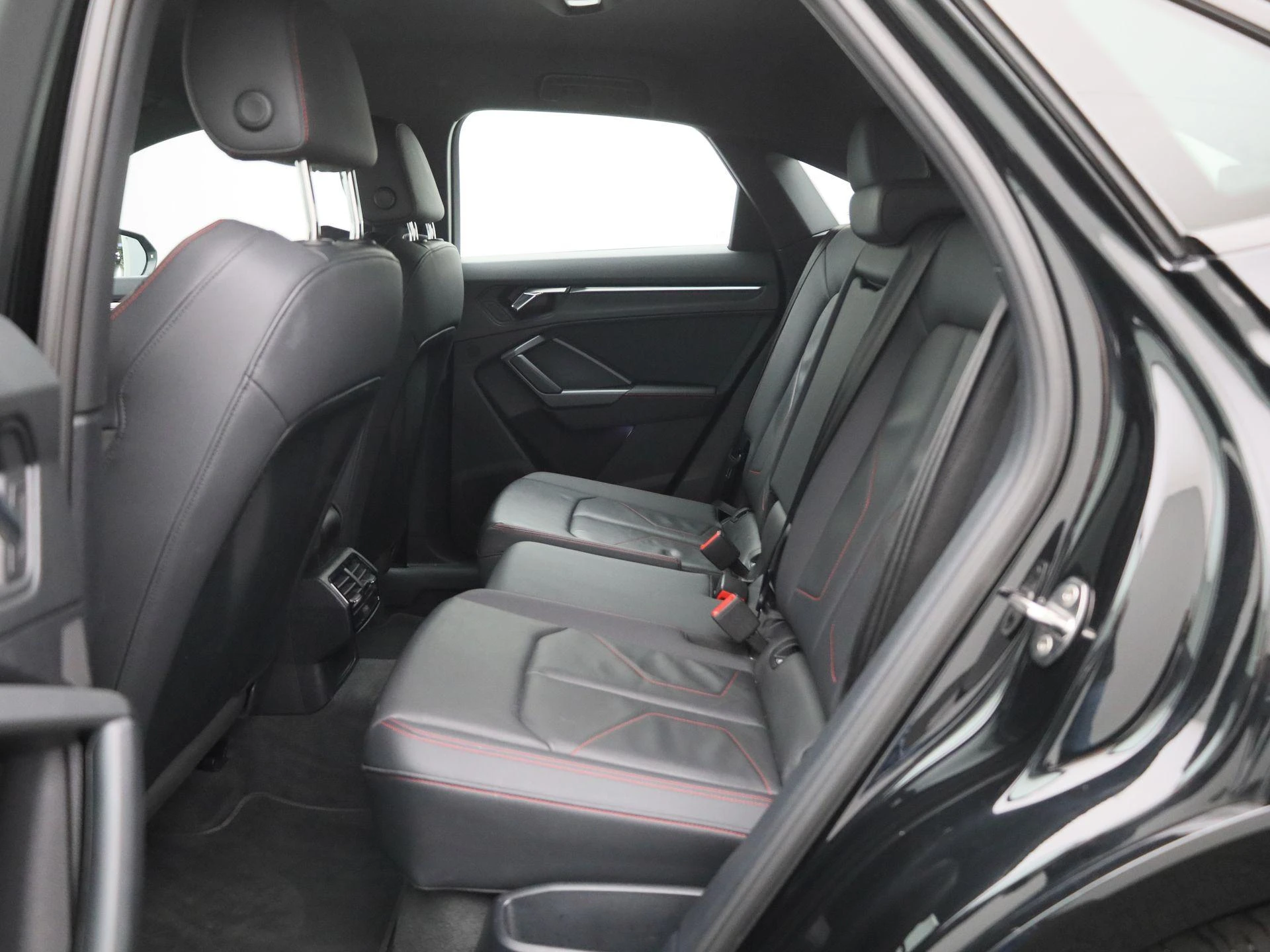 Audi-Q3-image-11