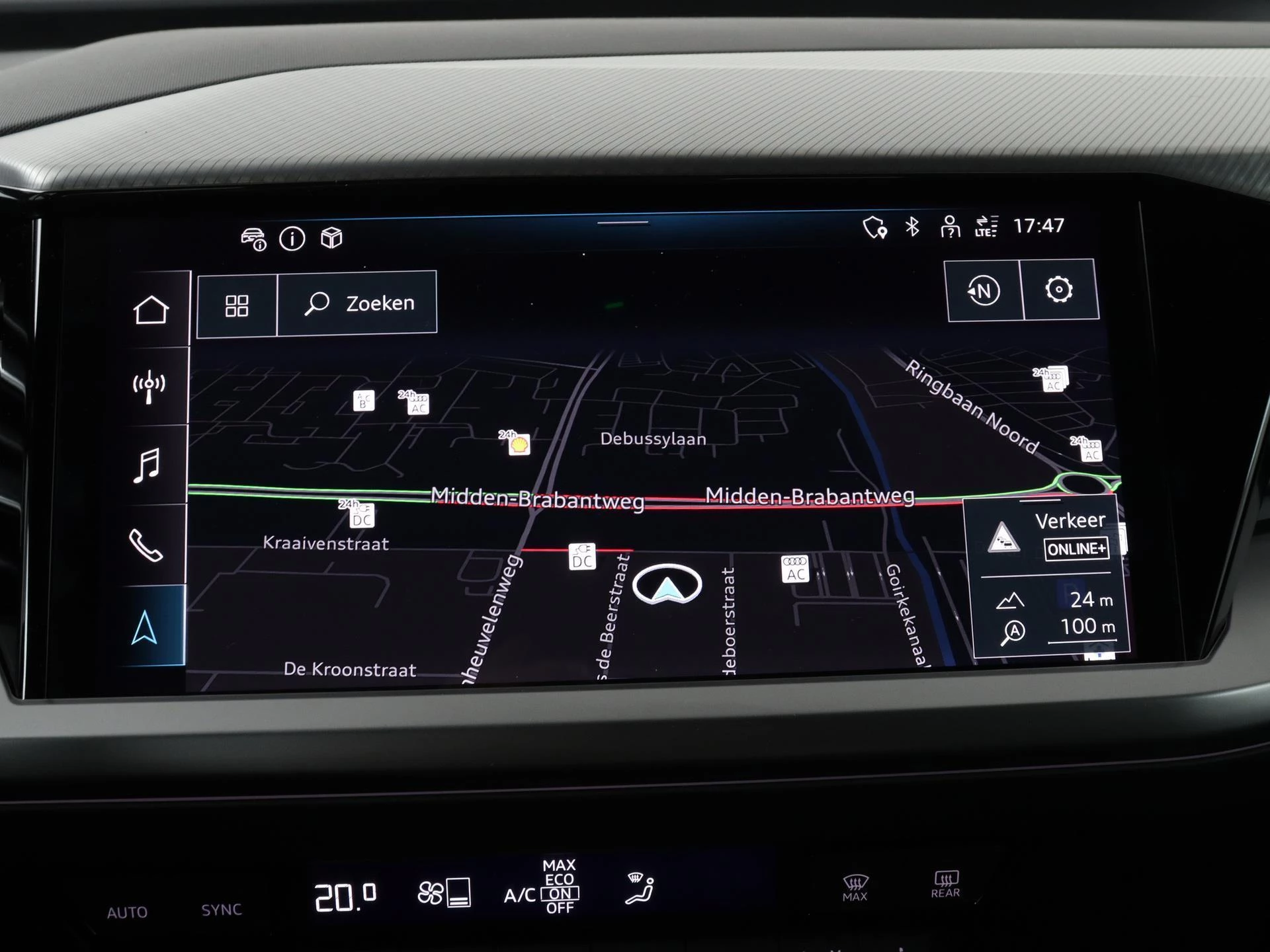 Audi-Q4 e-tron-image-12