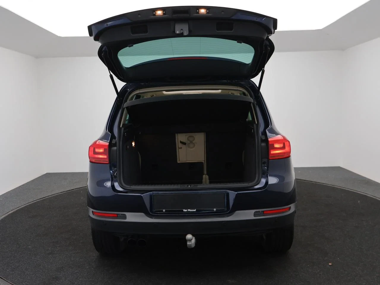 Volkswagen Tiguan Dsl Tiguan 2.0 CR TDi *4MOTION*DSG*NAVI*LEDER*PANO*TREKHAAK*...
