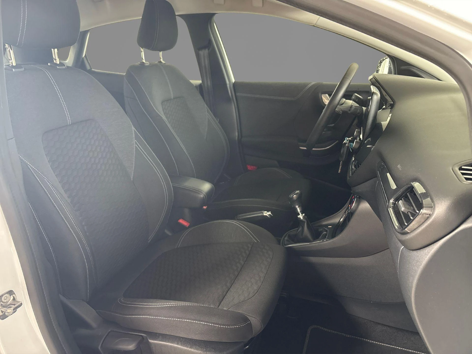 Ford-Puma-image-31