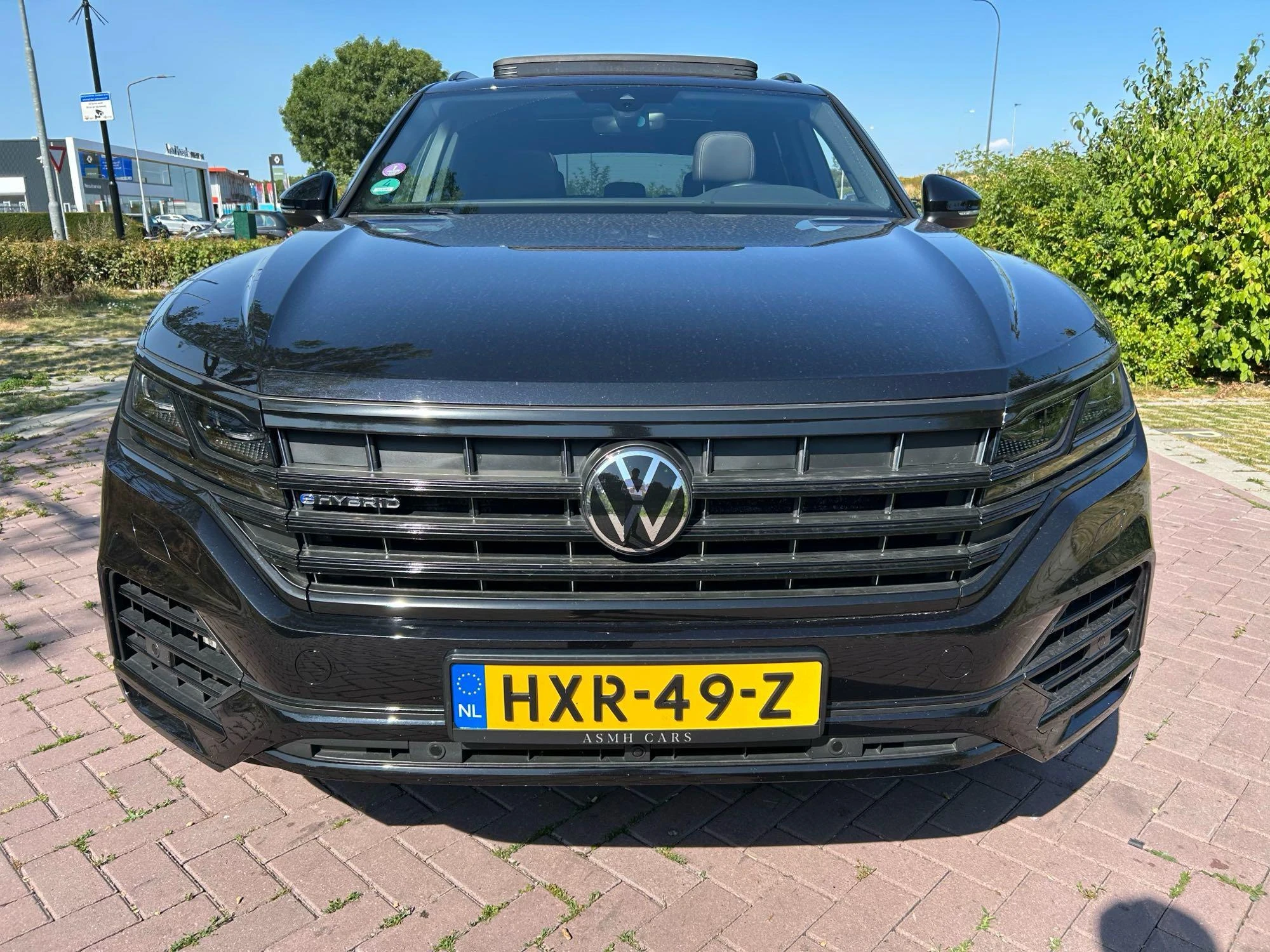 Volkswagen-Touareg-image-8