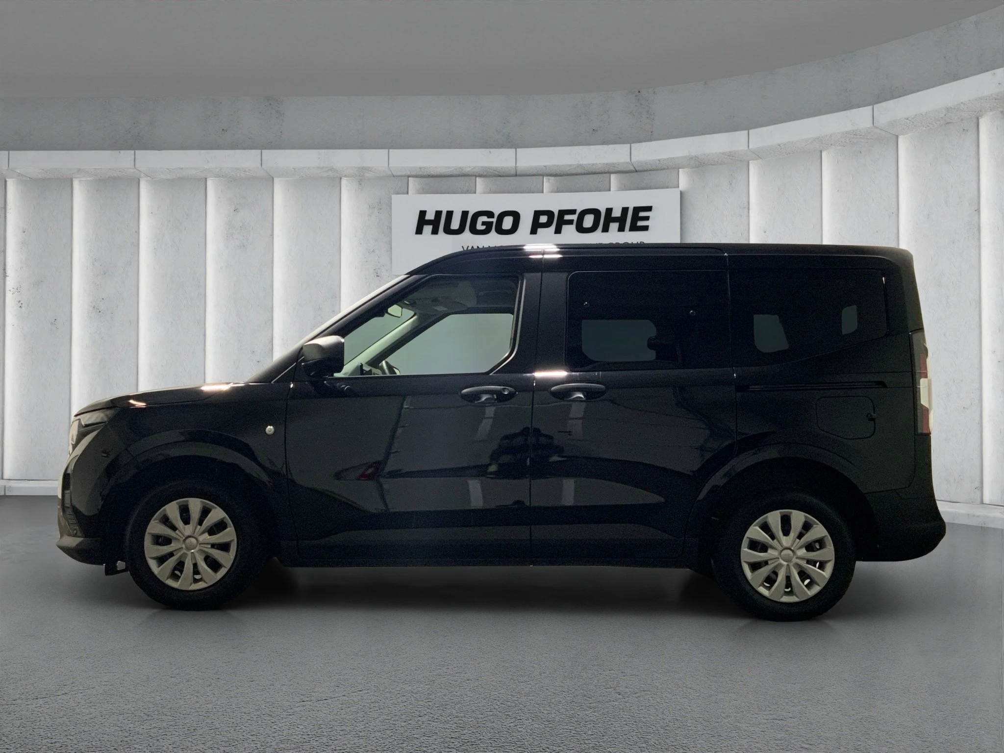 Ford-Tourneo Courier-image-1